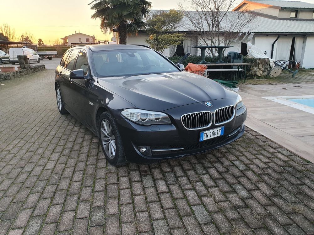 Bmw  seria  5 an  2012