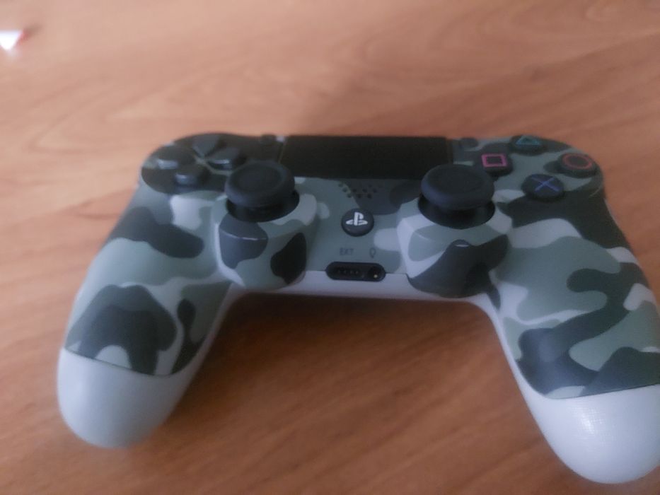 Продам контролёры дуалшок 4 Dualshok 4