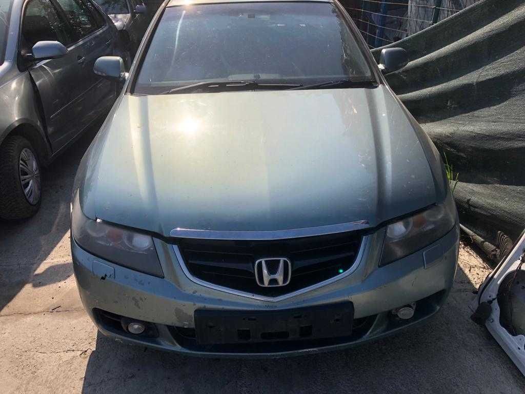 Dezmembram Honda Accord 2005