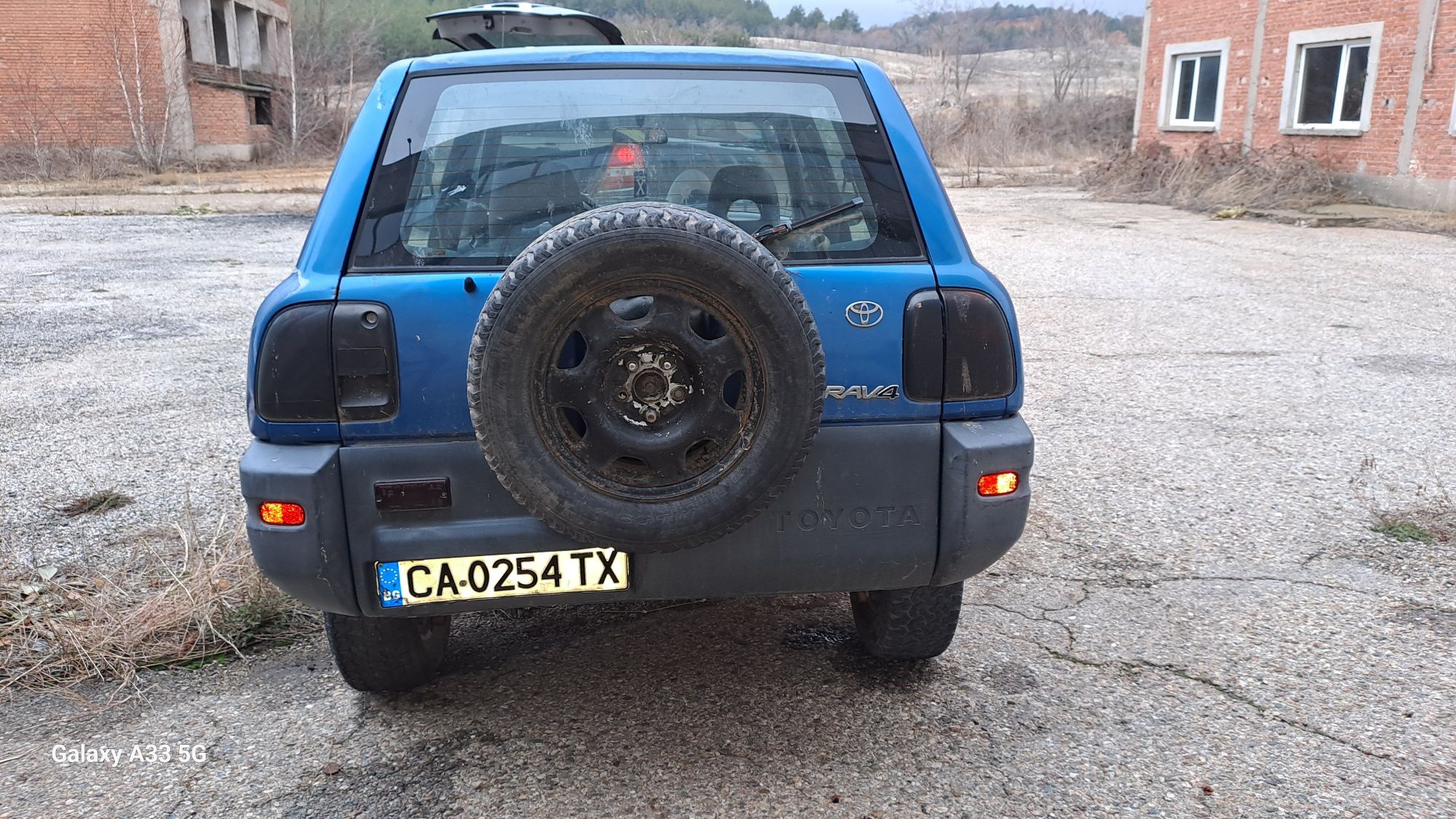 Toyota RAV 4 На части