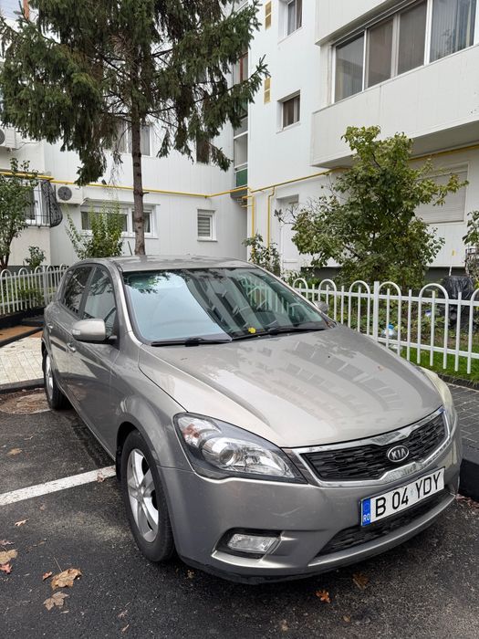 KIA model CEED 2011