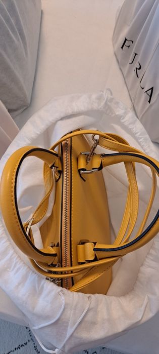 Geanta Guess galbena