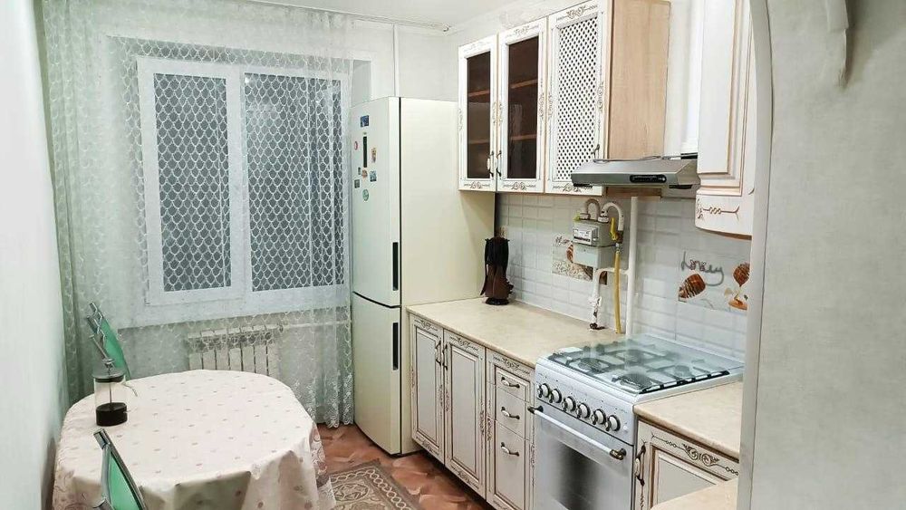 Продам 2-х комнатную квартиру в районе ЖД Вокзала