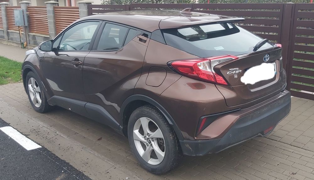 Vand Toyota chr hibrid