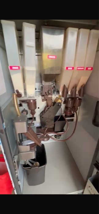 Vand aparat de cafea Lavazza Vending