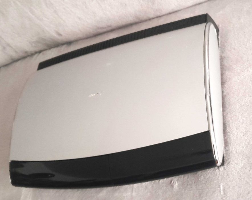 BOSE Media Center Lifestyle AV18