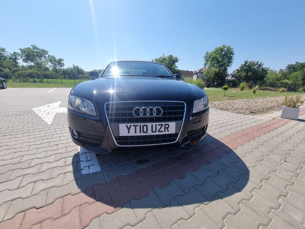 Dezmembrez audi a5 2.0 170 cai cabrio