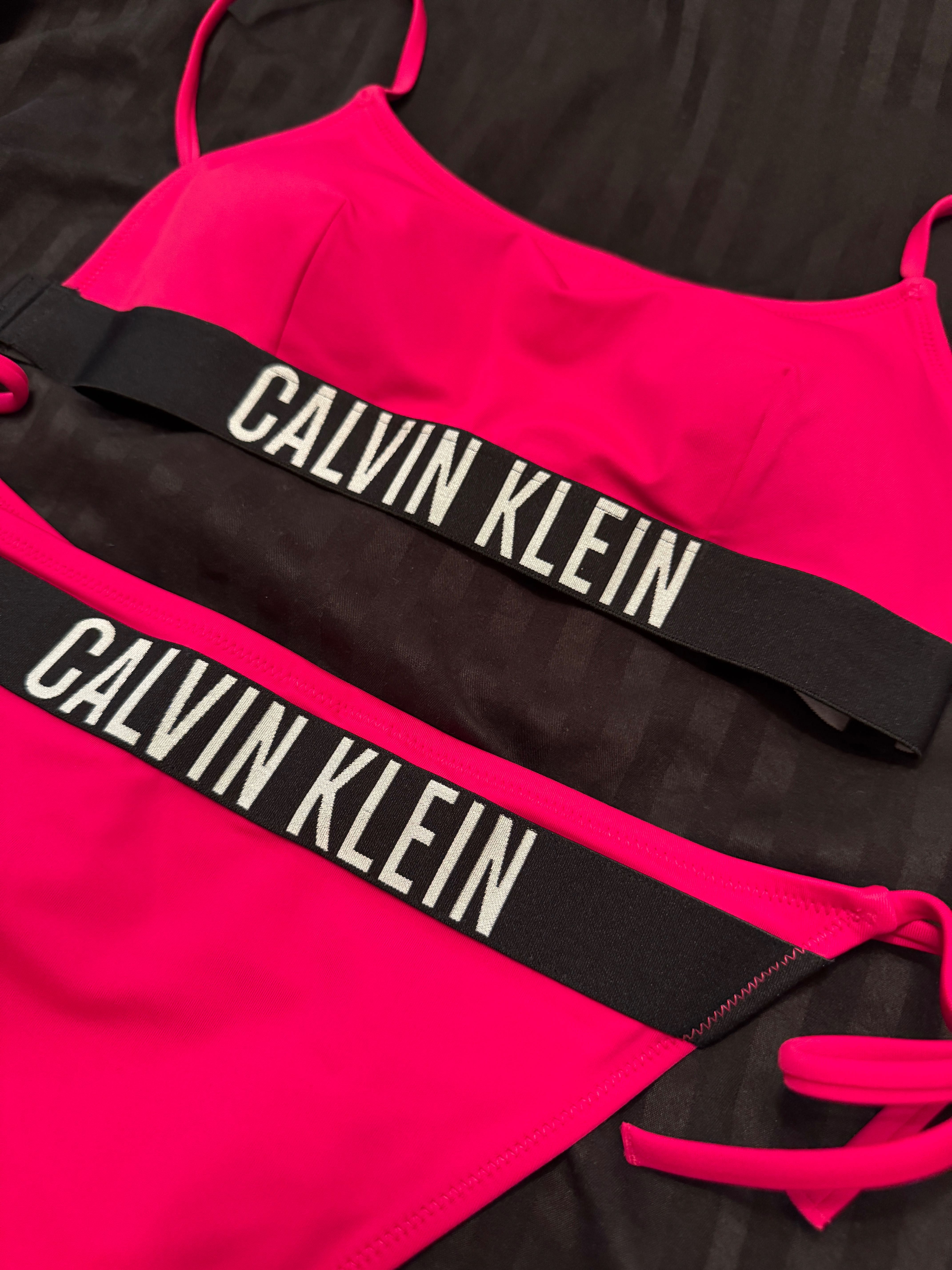 Розов бански от две части Calvin Klein