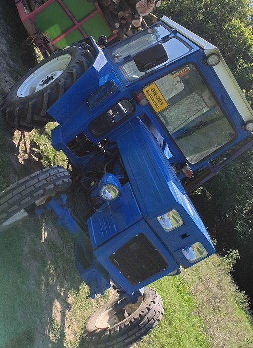 Tractor u445 de vânzare