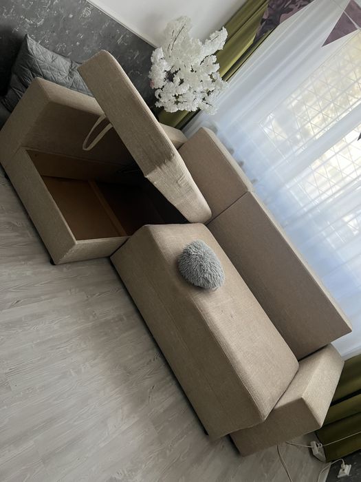 Canapea coltar extensibil si 2 lazi depozitare-canapea bej huse mobila