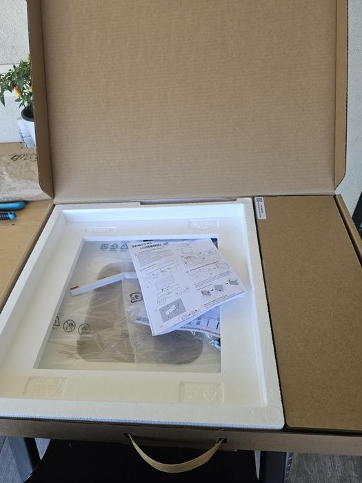 Vand boxa Samsung music frame