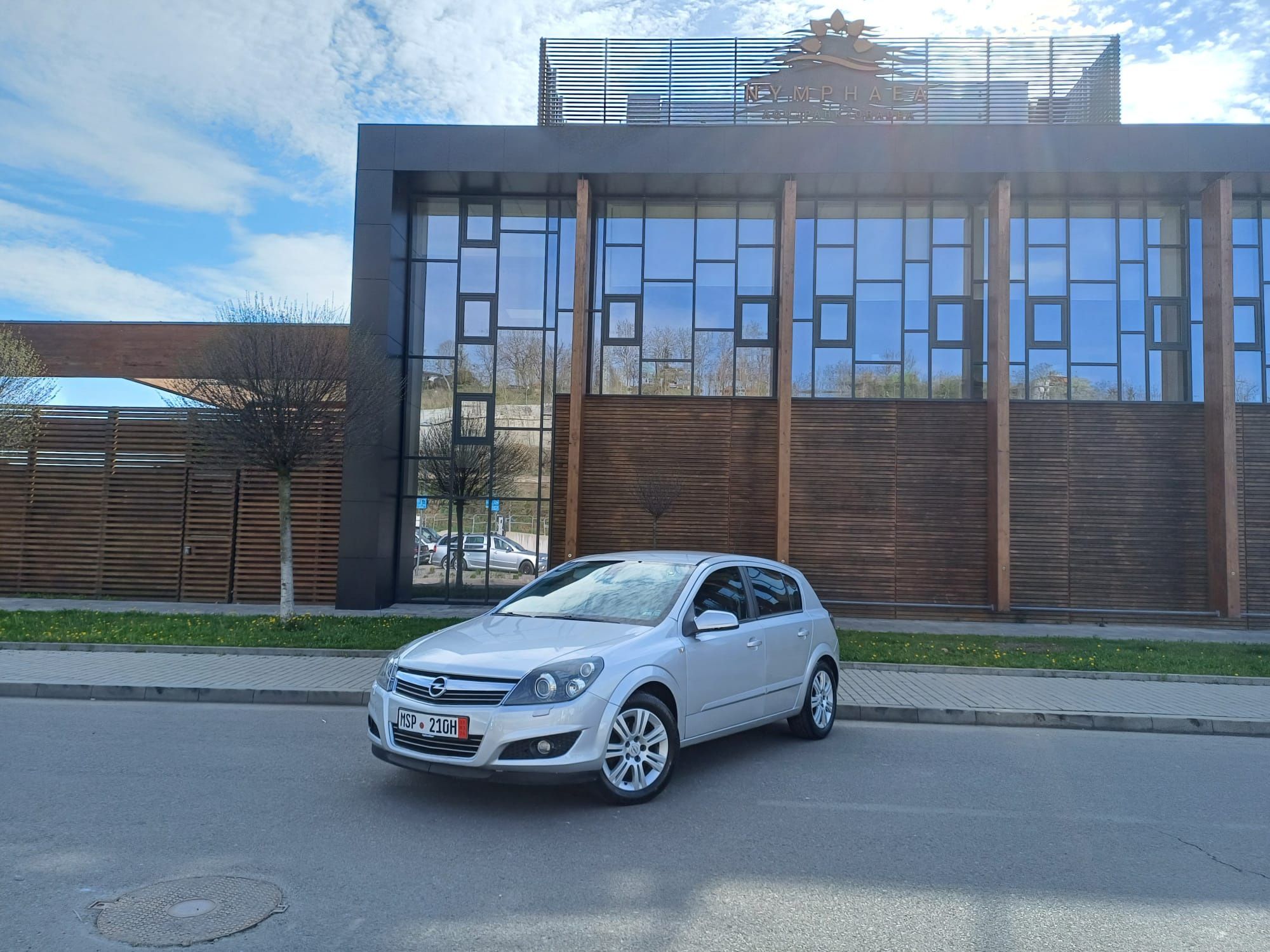 Opel Astra H Model Cosmo