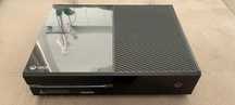 Продам Xbox one fat