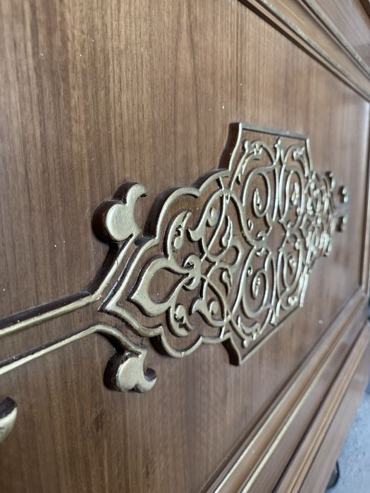 Золотая поталь (художник) Tilla dizayn