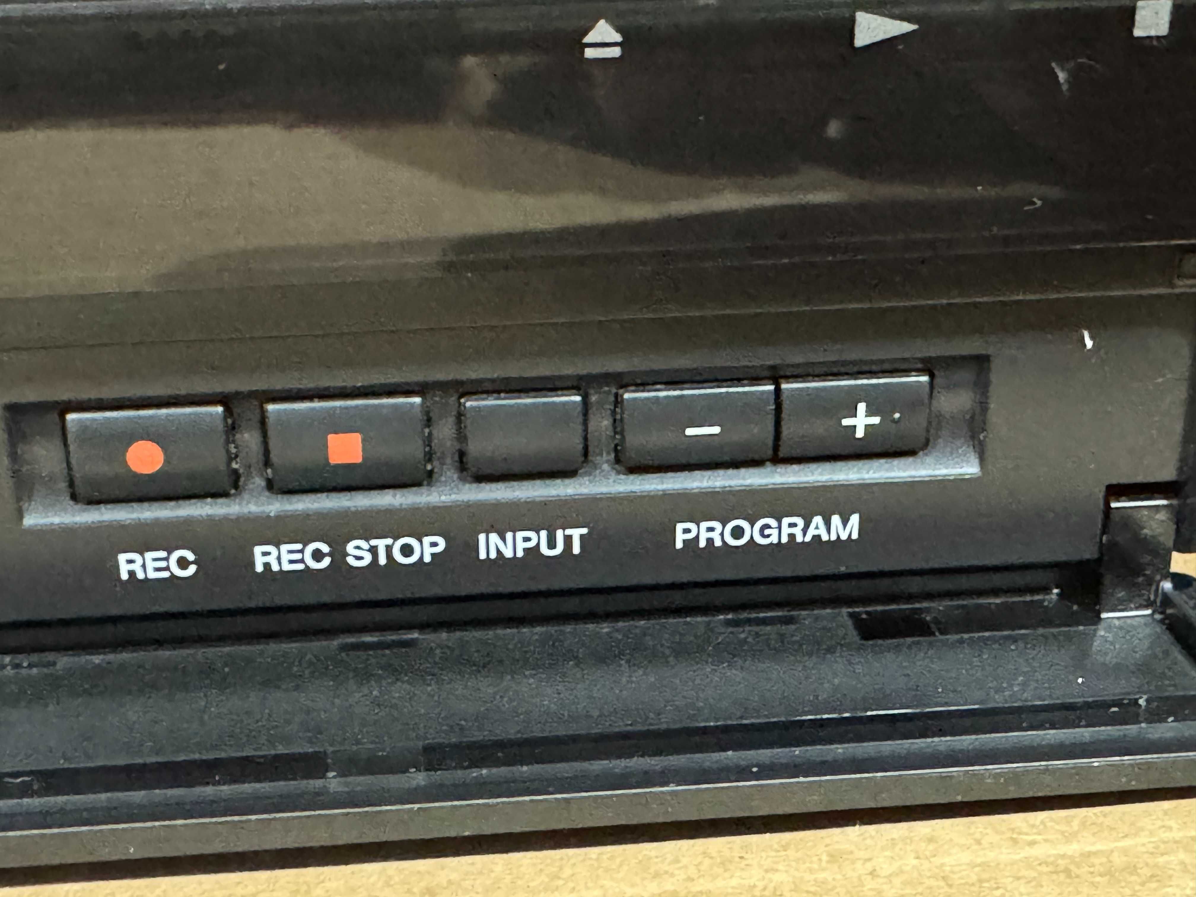 SONY RDR - AT105 hdd/dvd recorder usb/hdmi дистанционно