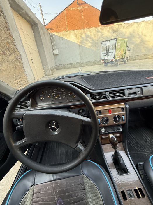 Mercedes benz zaychik 1987