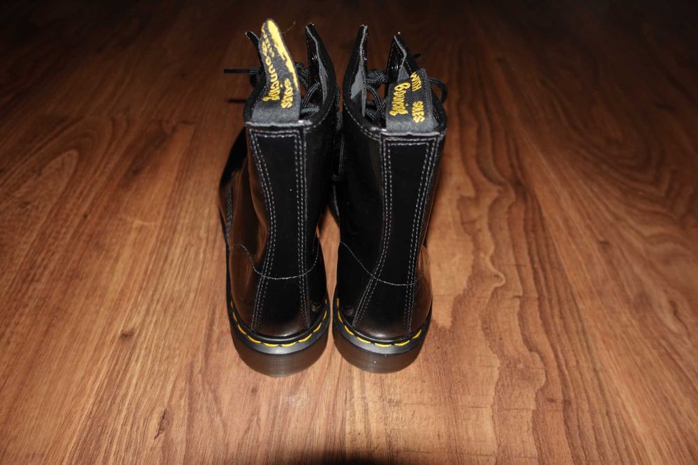 Ghete Dr. Martens 1460, Negre, Marimea 39, Stare foarte buna