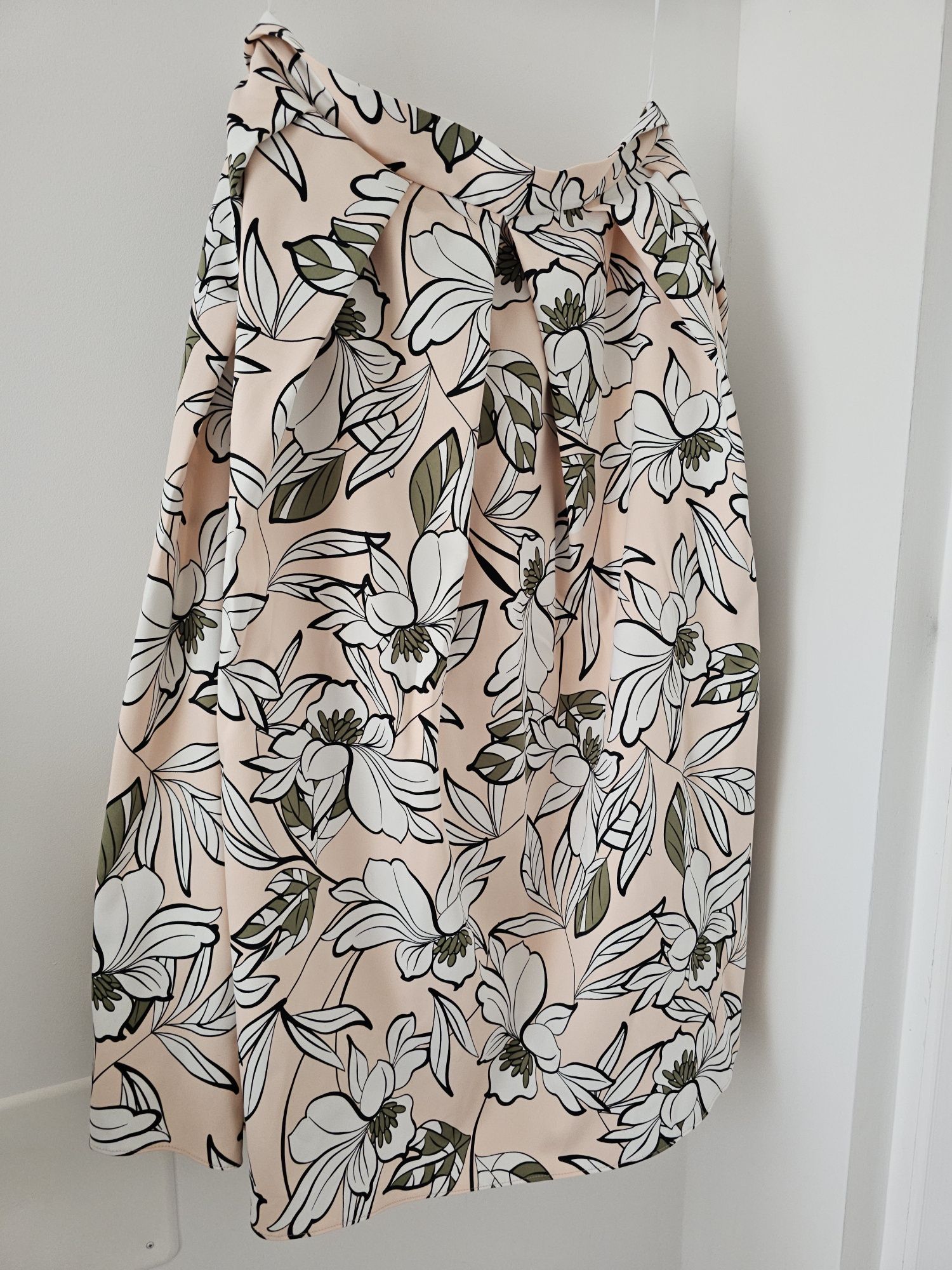 Fusta midi marca Meili