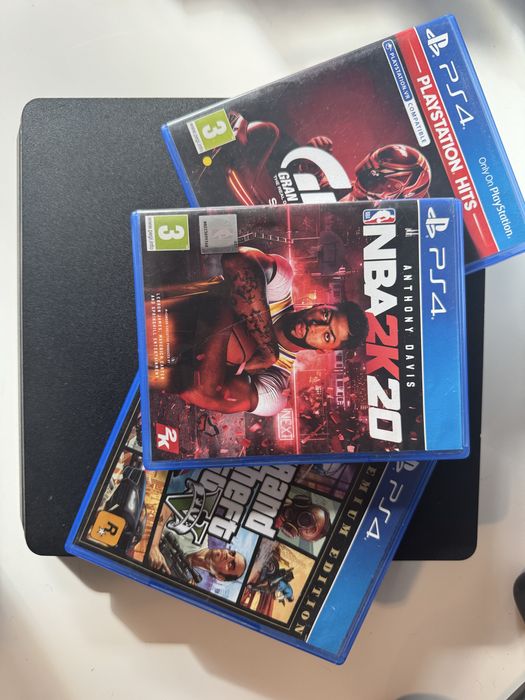 PlayStation 4 Slim 1T