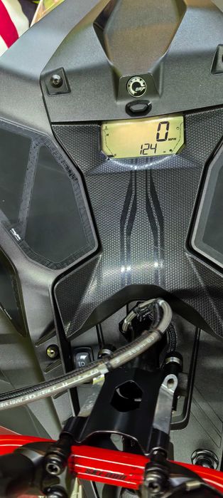 Snowmobil Ski Doo Summit 850 Turbo