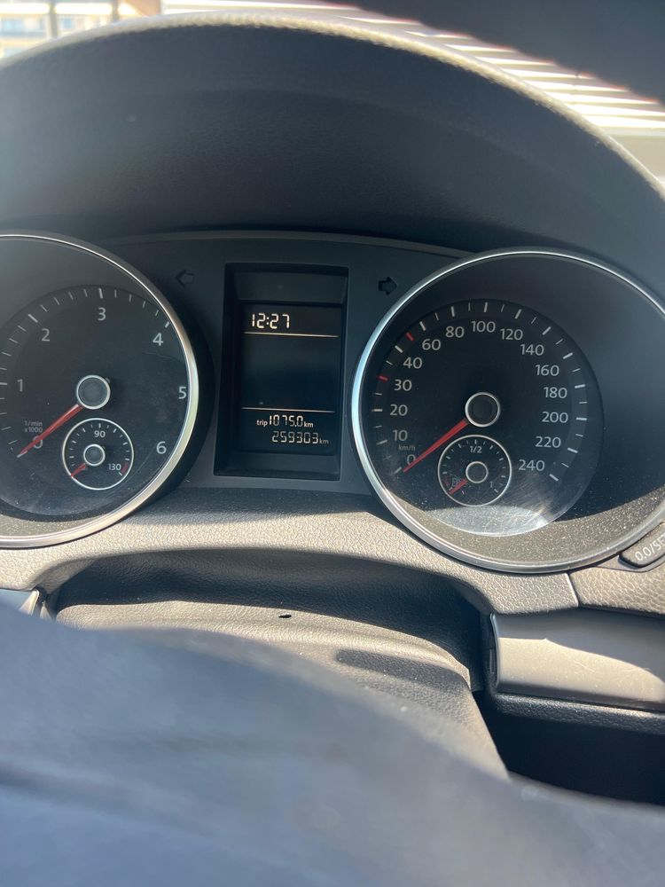 Volkswagen Golf 6•Rate•Credit auto•Variante•2012•1.6 Tdi