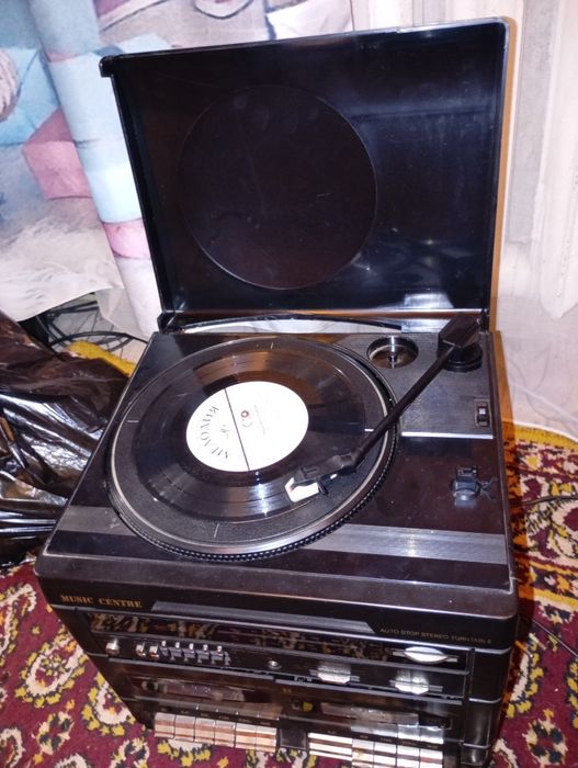 Музыкальный центр X-BASS