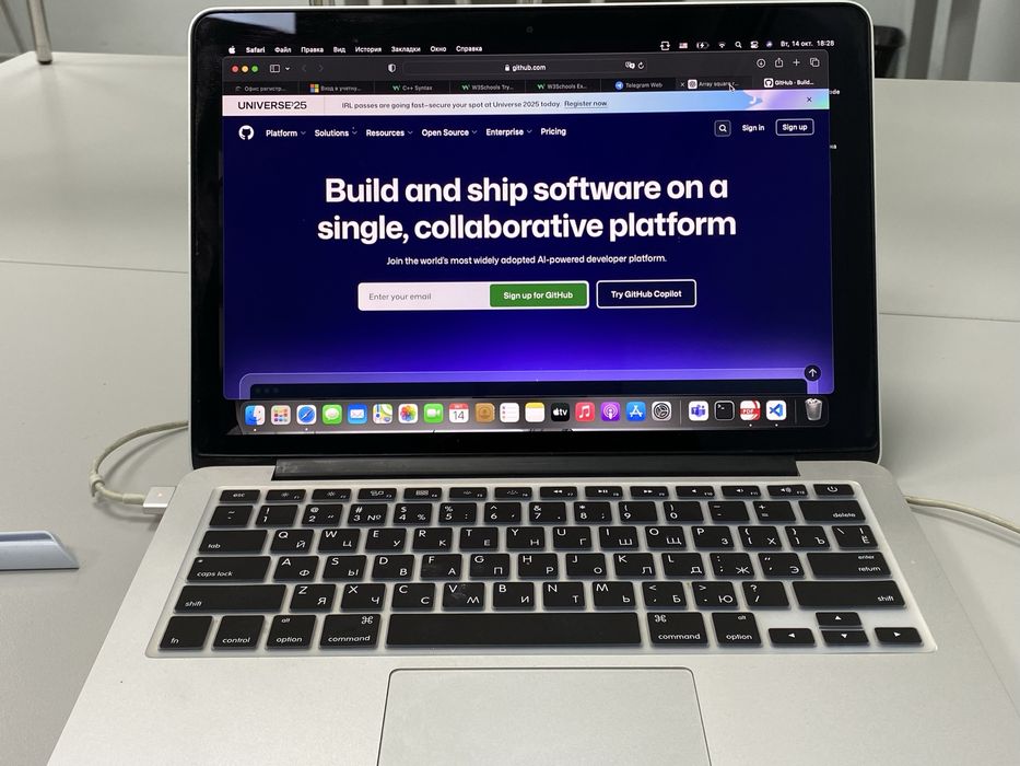 Продам Macbook Pro