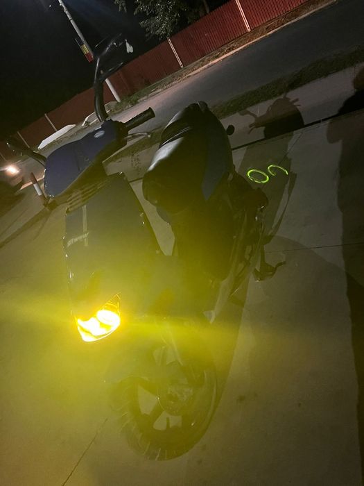 Vând Aprilia sr50 fără acte