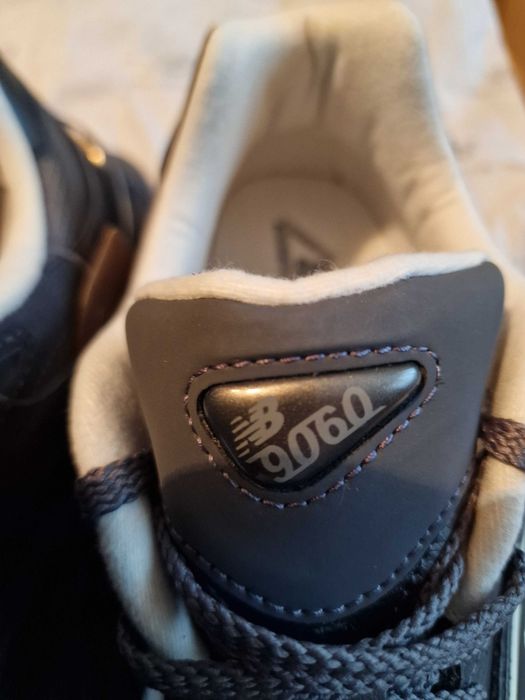 Продавам мъжки маратонки NEW BALANCE U9060FNV CORDURA