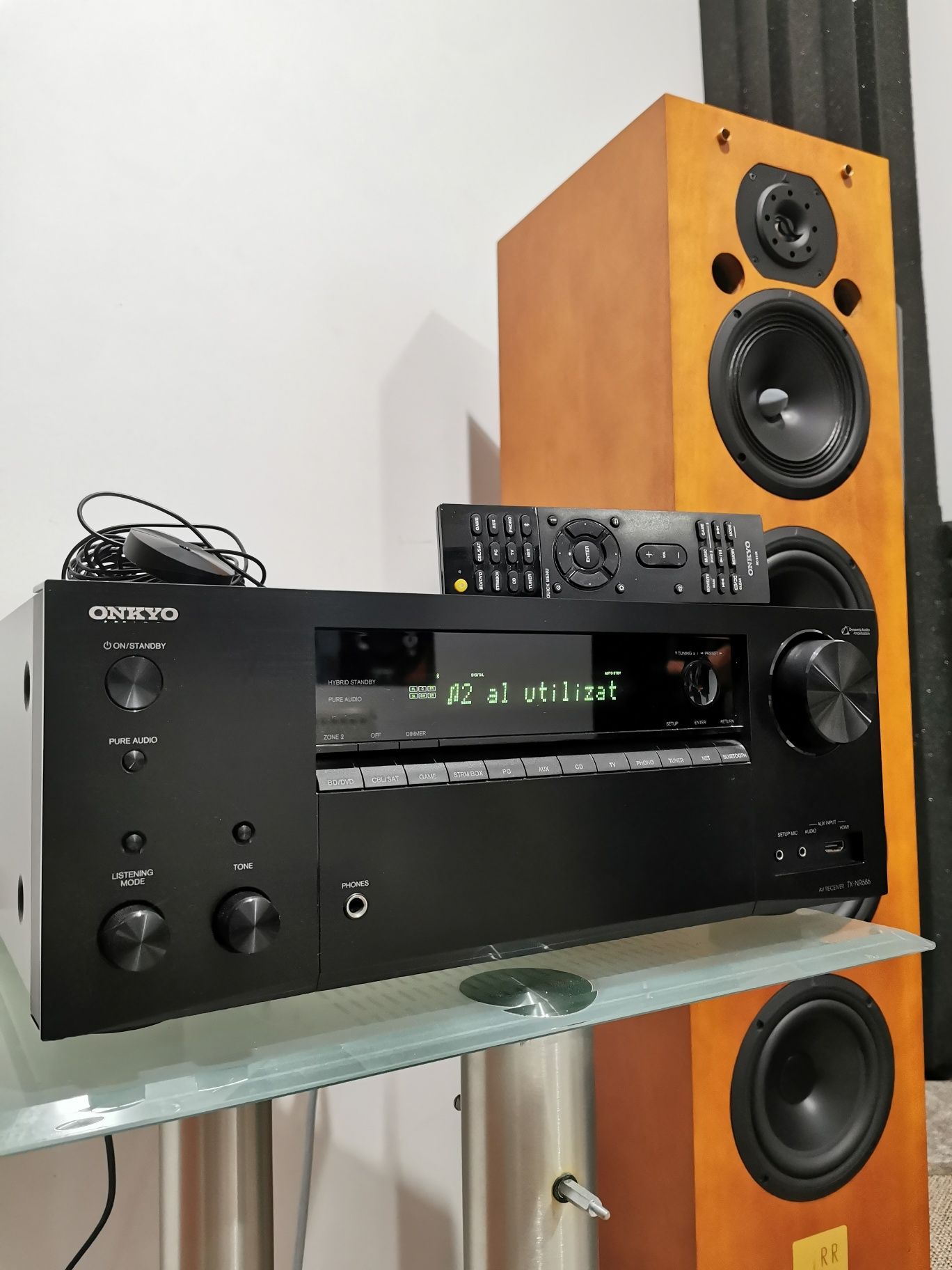 Onkyo TX NR686 dolby atmos bluetooth wifi HDMI arc