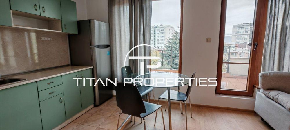 Тристаен апартамент под наем в жк. Христо Смирненски