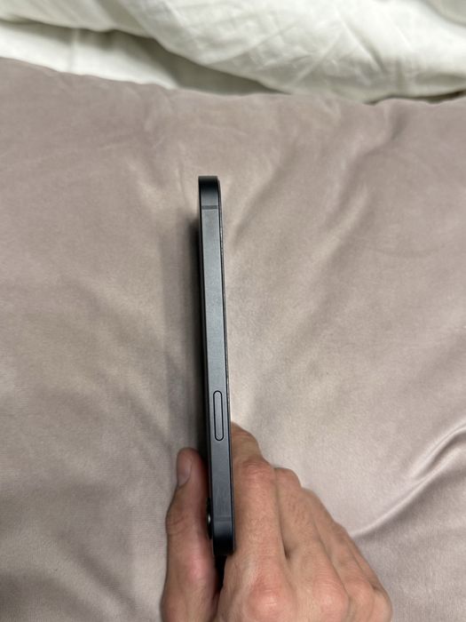 Iphone 16E новый