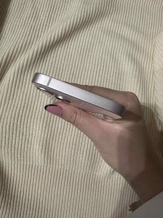 Iphone 13 лилав като нов