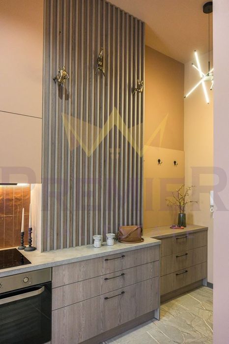 Дава се под наем Двустаен апартамент в Варна, Център - 70 кв.м за 1100 € - Снимка #4