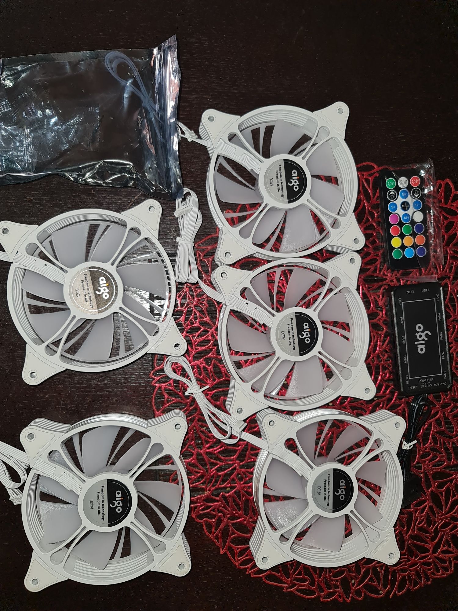 Ventilatoare rgb aigo .