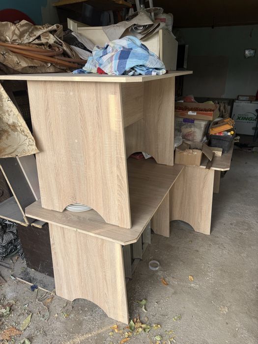 Продам столы для Кафе или для Дома.