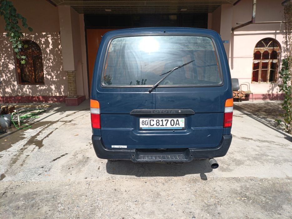 Toyota hays sotiladi