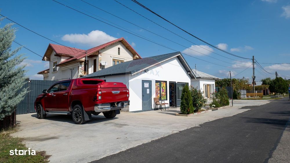 Vanzare vila si spațiu comercial, cu gradina si garaj-zona Corbii Mari