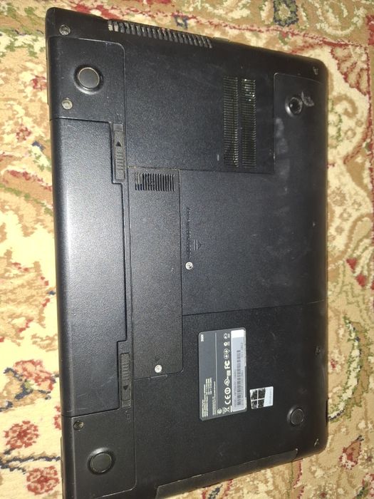 Ноутбук модель:NP350V5C