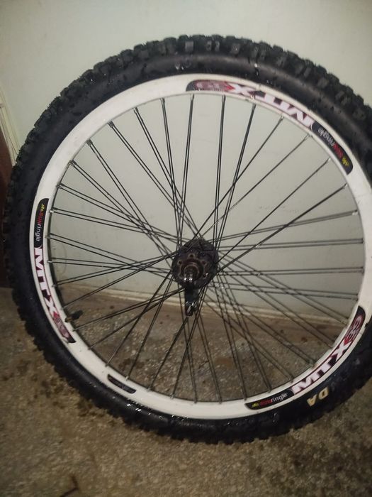 Продам два обода 26