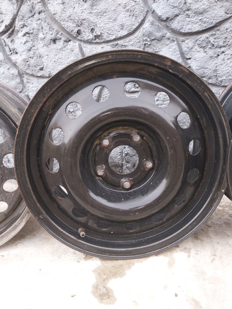 Продам железные диски р 16
