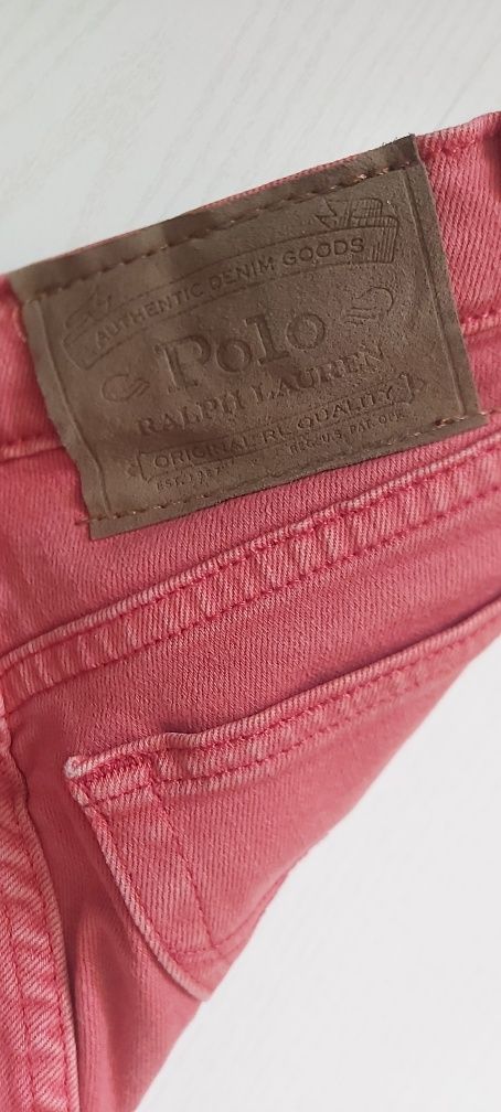 Ralph L jeans si tricou ca noi. Pret 100 ron