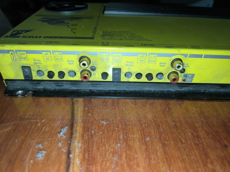 Amplificator audio system f4 560 4 canale