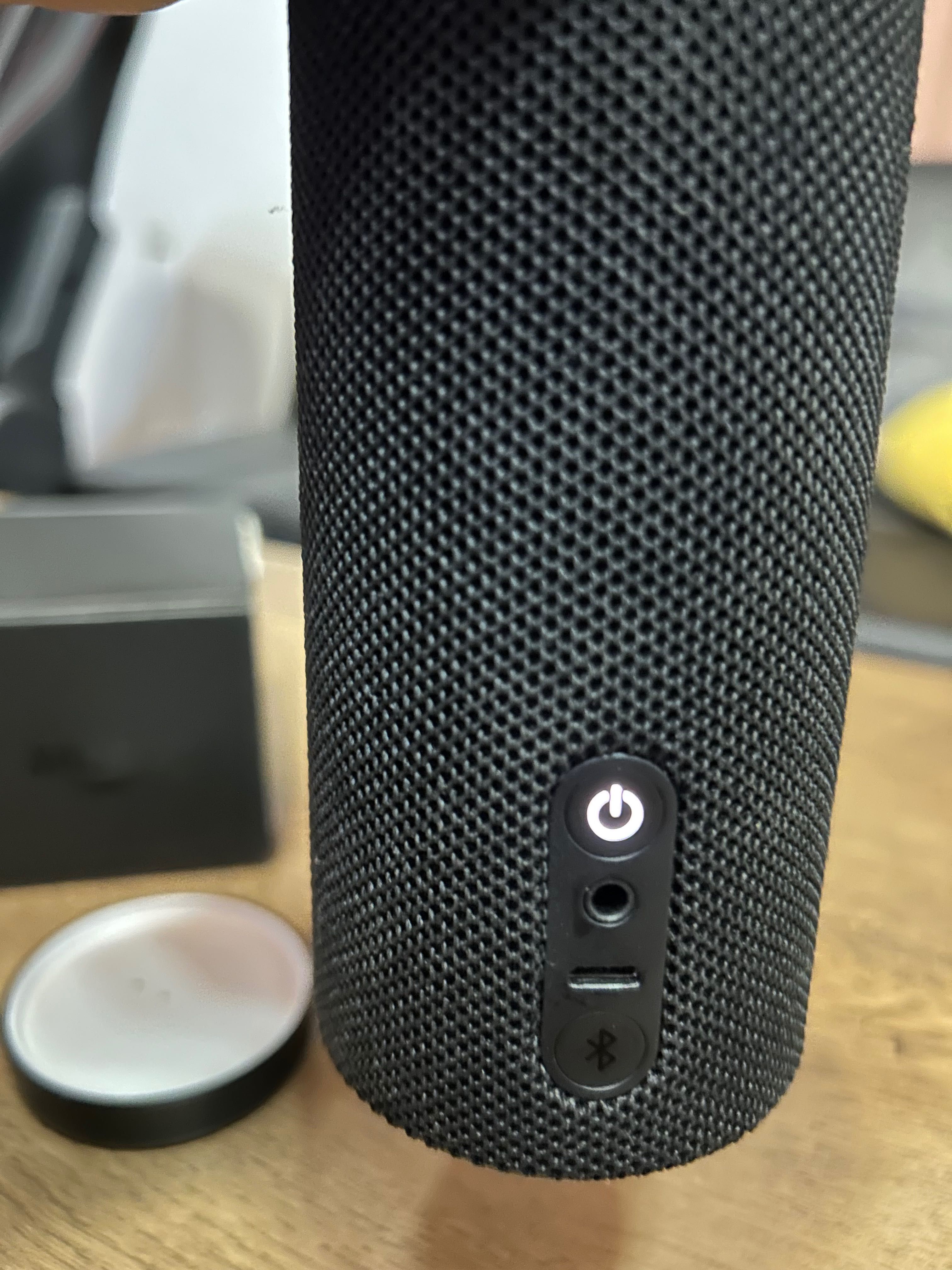 Amazon tap умен асистент