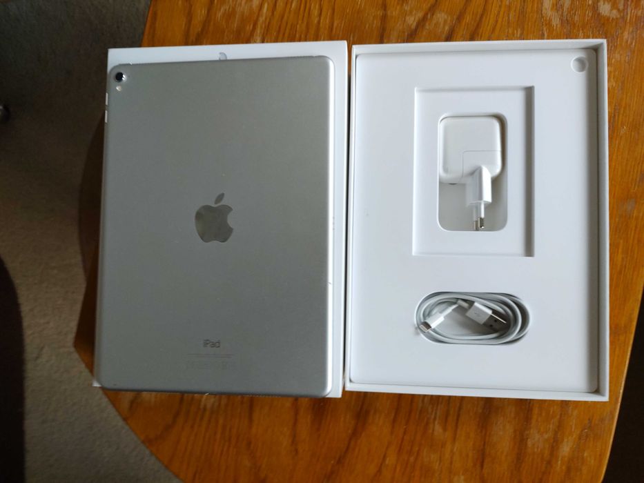 Ipad Pro 9.7, 256gb, sau schimb cu MacBook pro DDR4 ofer diferenta