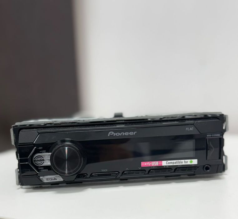 Автоплейър  за кола Pioneer Flac с USB