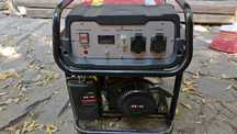 Vând Generator Curent Senci SC-400-3800W 230V
