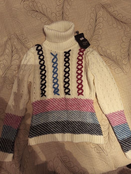 Продам свитер из мохера. Новый