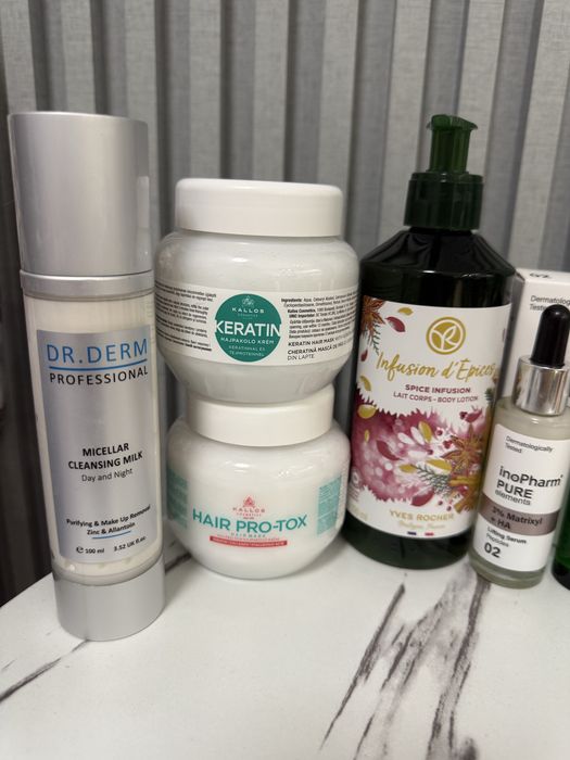 Комплект гримове нови и използвани