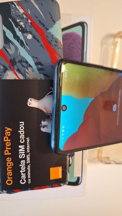 Samsung Galaxy A51 128 Gb plus cutie doua huse si SIM cartela Orange